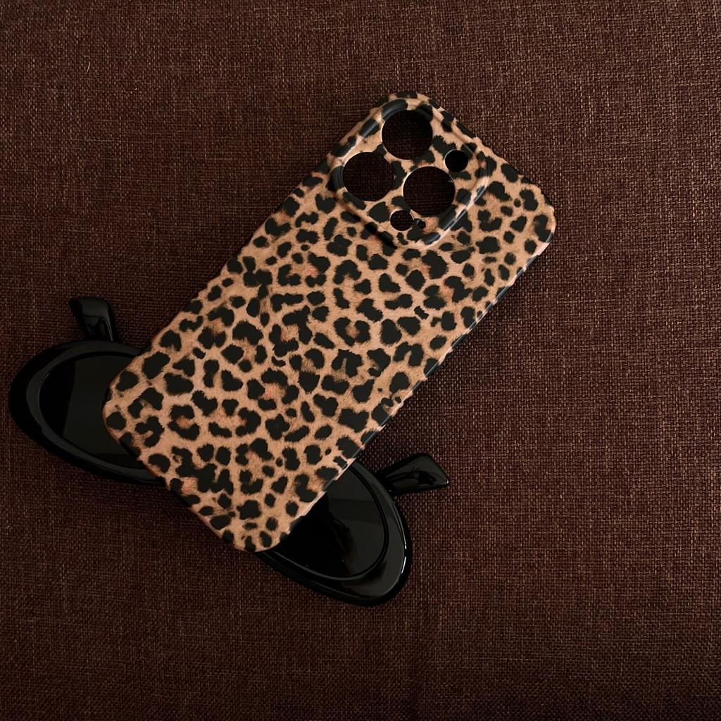 For iPhone 15 Pro Case Retro Leopard Print TPU Phone Cover