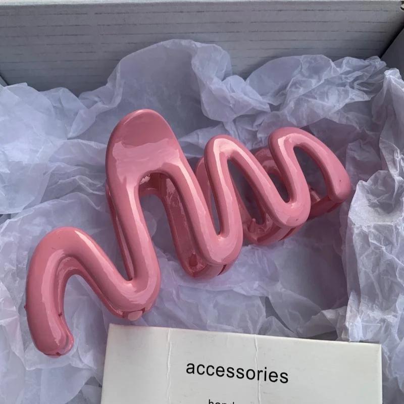 New Colorful Jelly Wave Hair Claw Hairpin Women Girls Fashion Design Korean Sweet Simple Irregular Hair Clip Headwear 2024