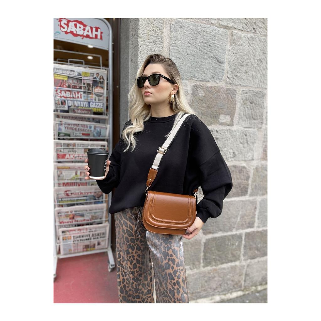 Women's Black Thick Crossbody Bag