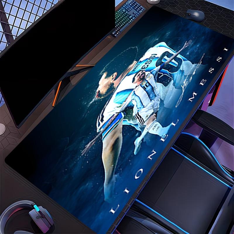 football player Print Mouse Pad, for Keyboard Pad Laptop PC Mat for Office Home Use, Desk Decor, Perfect Birthday Gift for Gamers