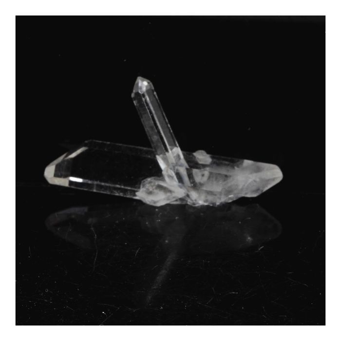 Pierres et Minéraux. Quartz biterminé. 6.20 ct. Puits Brides, La Gardette Mine, Bourg d'Oisans, France.