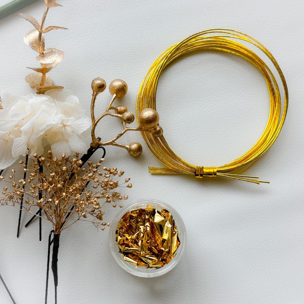 White Calla Lily Hair Ornament with Dried Mizuhiki and Gold Perfect for and and Suitable for Furisode and Shiromuku Kimono Flowers, Leaf,