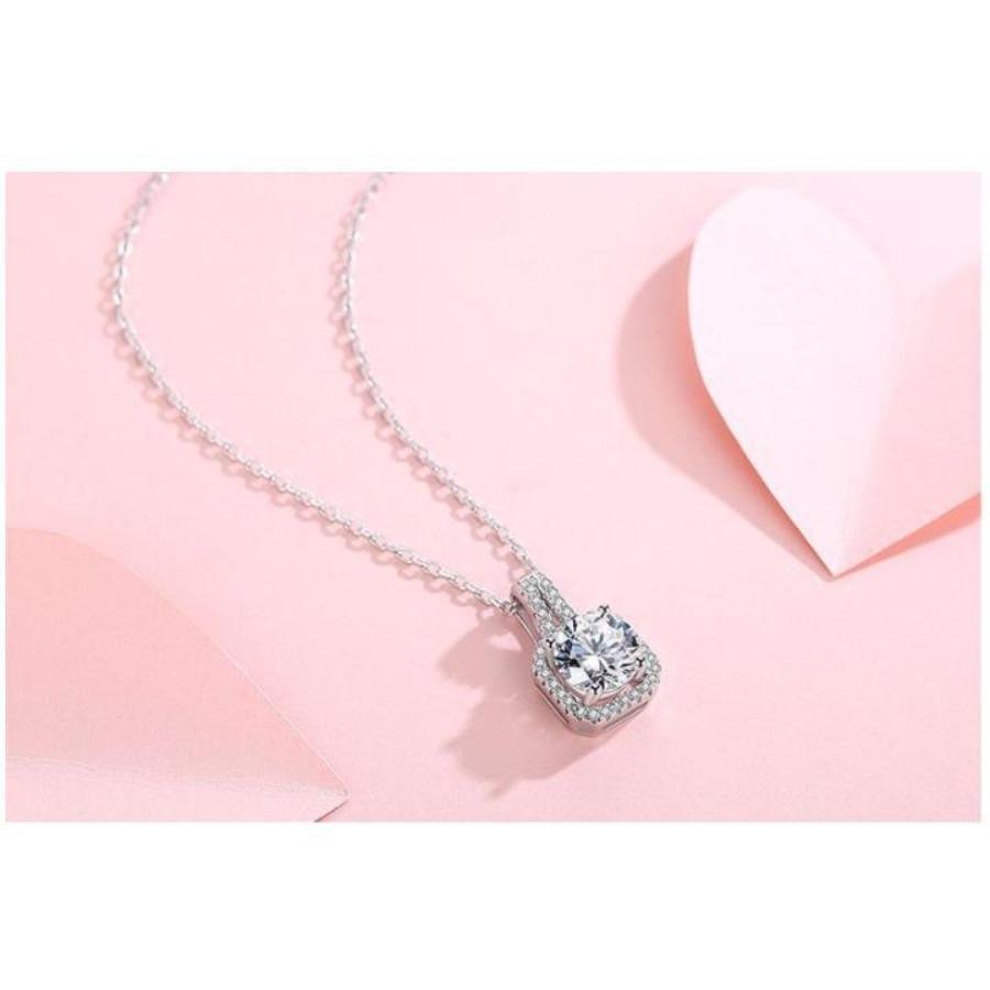 Zircon Necklace Square Cut Clavicle Chain Versatile Pendant Jewelry Minimalist Design Simple Style Elegant Women