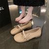 Ношение модных однотонных кед в стиле 'fairy' на плоской подошве, шапок, обуви с козырьком, весенне-осенних туфель Мэри Джейн, женских туфель с жемчугом, с мелким вырезом