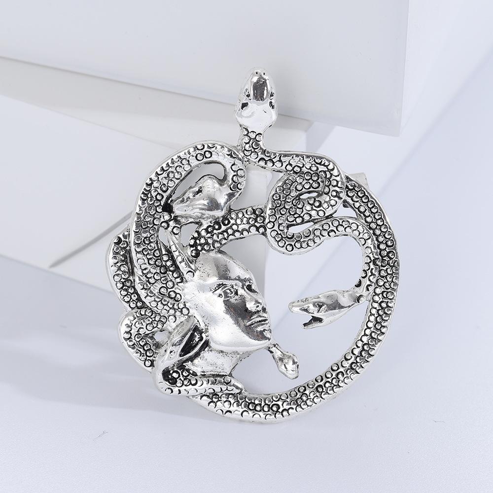 Vintage Medusa Head Brooch Personalized Clothing Pin Versatile Clothing Suit Women'S Accessories