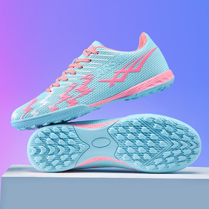 2025 New Low-Top Soccer Boots Lightweight Artificial Grass Crushed Nails Adult Men's and Women's Practical Training Sneakers