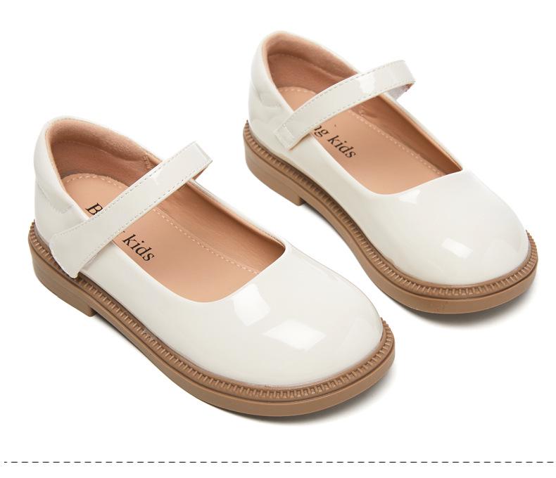 Spot Goods Kids' Princess Leather Shoes - Spring/Autumn 2025, Black Primary School Performance Shoes, Soft Leather and Sole.