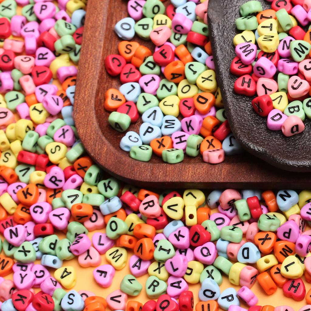 500 г около 3100 шт., модные ювелирные изделия с буквами, изготовление свободных бусин из акрила 4*7 мм, сердце, аксессуары для самостоятельного изготовления, серьги, ожерелье, браслет, брелок, кулон