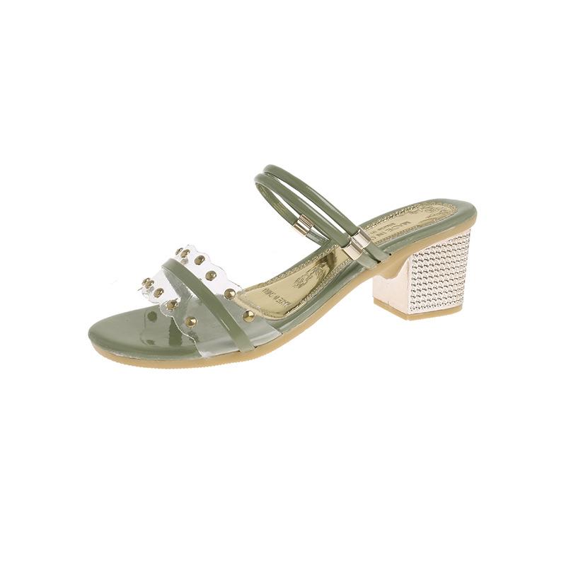 2024 летние новые женские однотонные туфли с открытым носком и заклепками на толстом каблуке, модные и удобные, классные тапочки