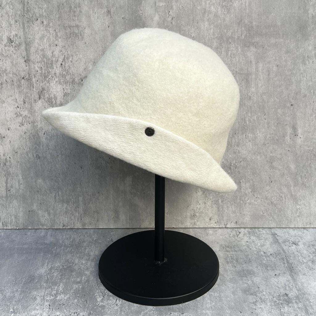 Zhang Jingyi black wool tipped brim top hat women's autumn and winter warm versatile face small retro bucket hat