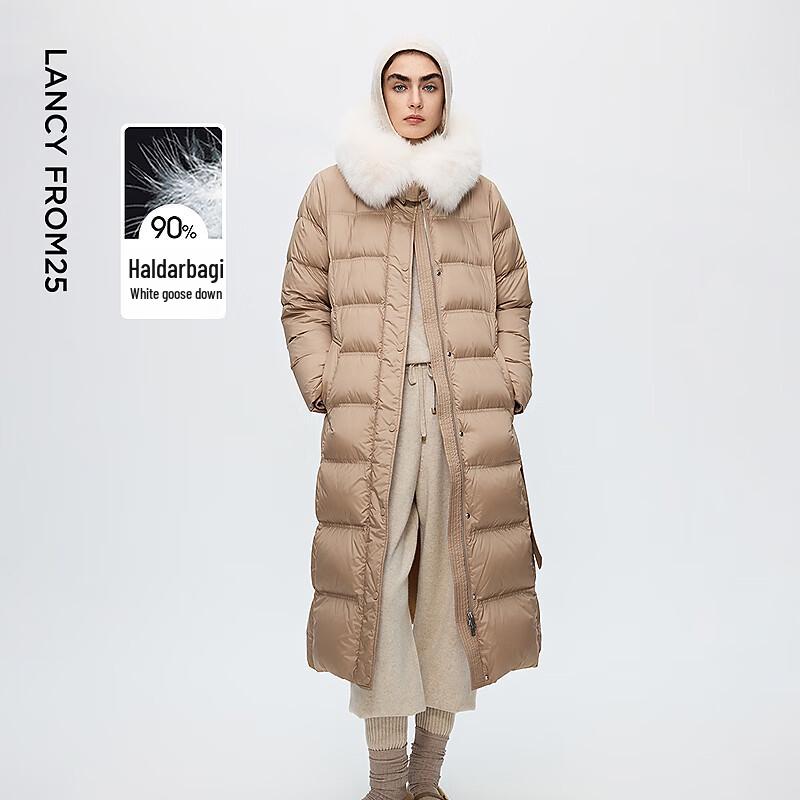 Langzi Huorduobaji White Goose Down Jacket with Raccoon Fur Collar