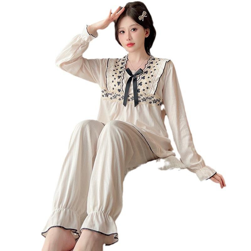 Женская хлопковая пижама больших размеров с нагрудными вкладышами — симпатичная, свободная и легкая для весны и осени