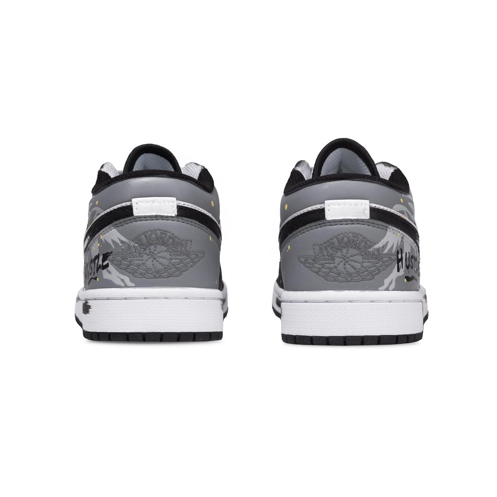 Jordan Air Jordan 1 Funi Скачущий с Funi Устойчивые к истиранию Низкие Винтажные Баскетбольные Кроссовки Унисекс Черно-белые 553558-132(Команда348-Фуни )