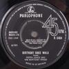 7inch Record POPPA JONES & HIS KENTUCKY BRASS - Birthday Cake Walk / The Street Par R5404 Parlophone 1966 UK Pop Used