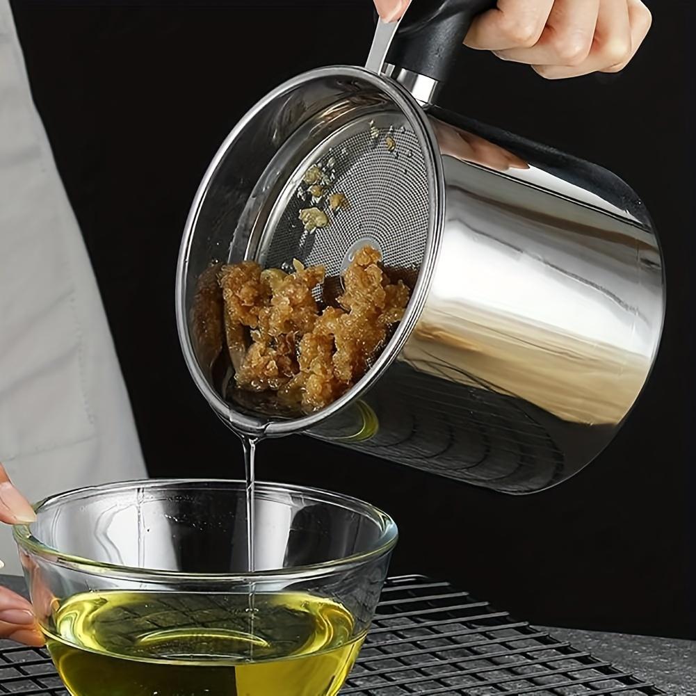 Stainless Steel Grease Keeper with Strainer - Oil Storage Pot with Lid and Safe Pouring Handle for Kitchen Cooking Oil Filtration and Storage