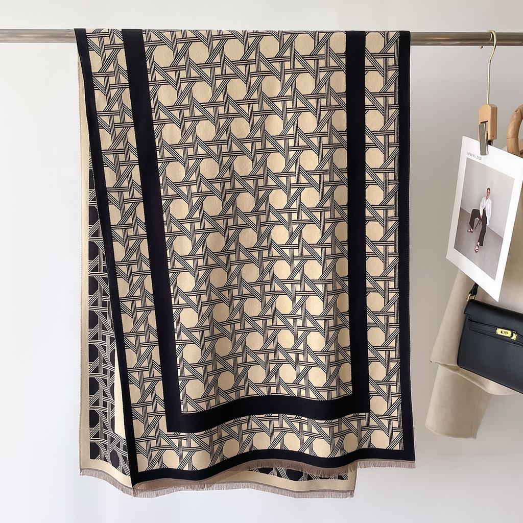 Модная элегантная женская пашмина Осень Зима Толстая теплая двусторонняя шаль с кисточками и буквенным принтом Защита от холода и ветра Плед шарф с капюшоном