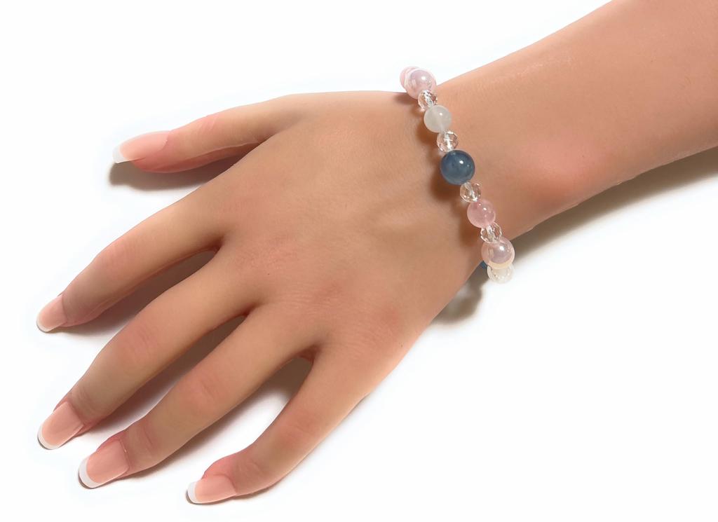 Limited item Love Healing Aquamarine Natural Crystal Rose Quartz Moonstone Natural Stone Power Stone Bracelet Inner Diameter Women M Made in Japan