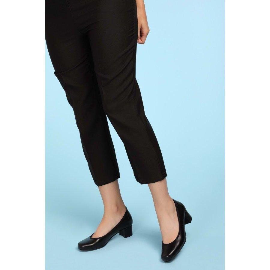 Женские классические туфли из натуральной кожи на массивном низком каблуке