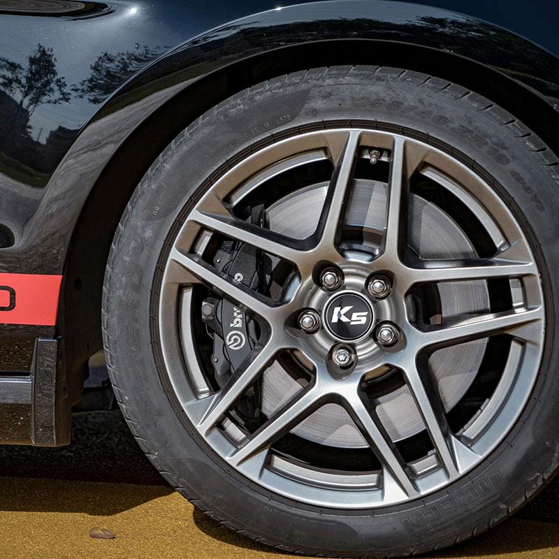 AANW1 4Pcs Car Wheel Center Hub Caps Sticker KIA Logo Badge Rim Cover Emblem Decal For KIA Ceed Sorento K5 Rio Sportage Soul Picanto K