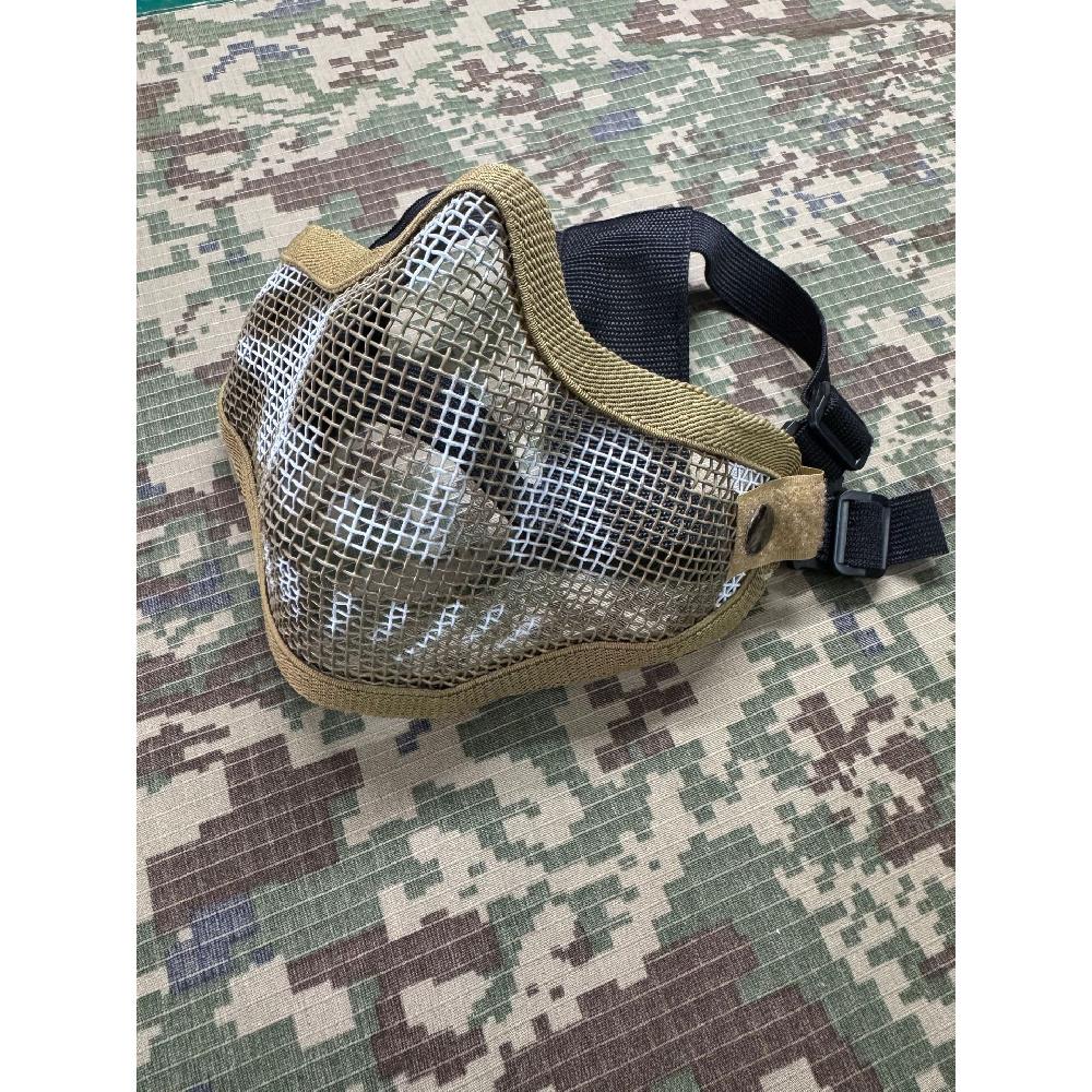 V1 Double‑Strap Steel Wire Half Face Mask, Camo Tactical Protective Mask for CS Airsoft Wargame Training