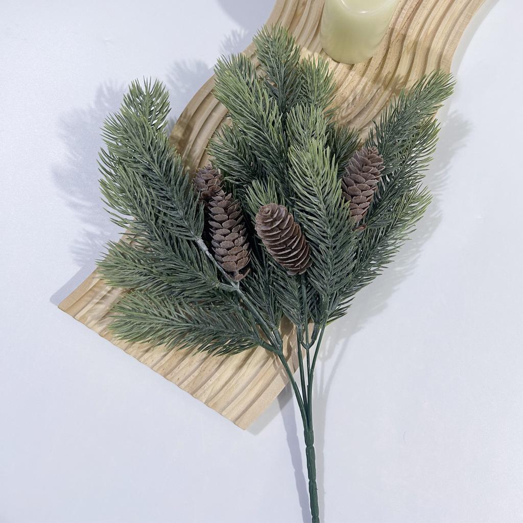 Artificial Pine Needles To Decorate a Bunch of Pine Cones Christmas Holiday Home Decoration Wholesale