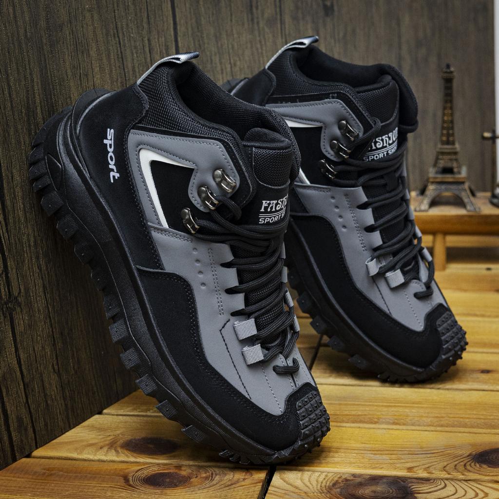 Men's Shoes Outdoor Hiking Casual Shoes Light Anti Slip Wear-resistant Versatile Comfort Climbing Men's Shoes Zapatillas Hombre