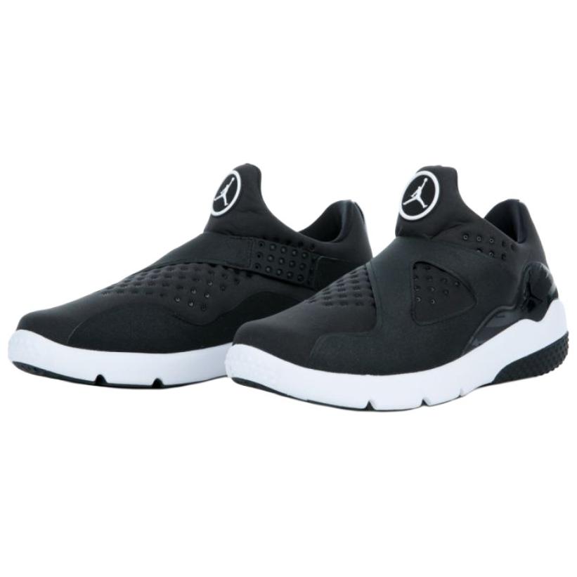 Air Jordan Trainer Essential Men Sneakers Black White-Black 888122-001