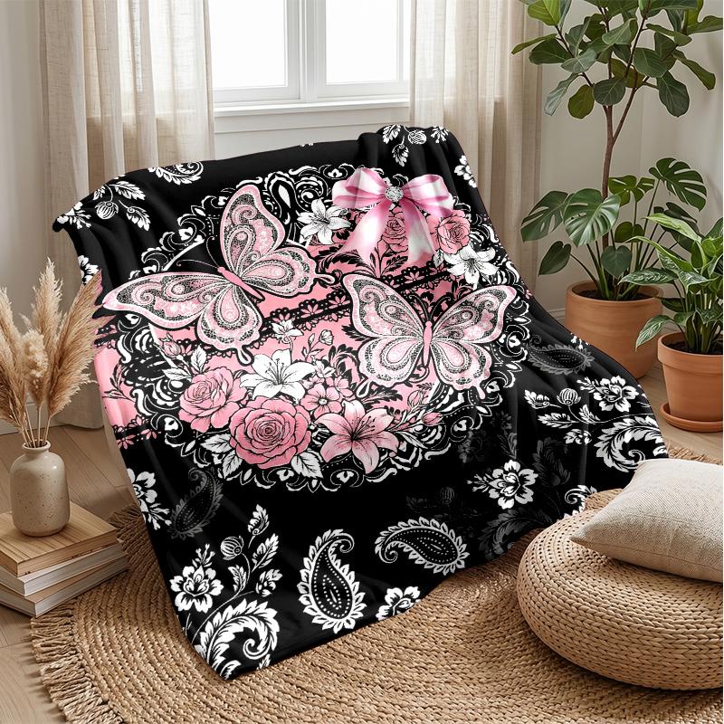 Pig with Flower Necklace Among Butterflies and Roses Theme blanket Lightweight Warm Flannel Blanket Decorative Throw Blanket for Home Decoration