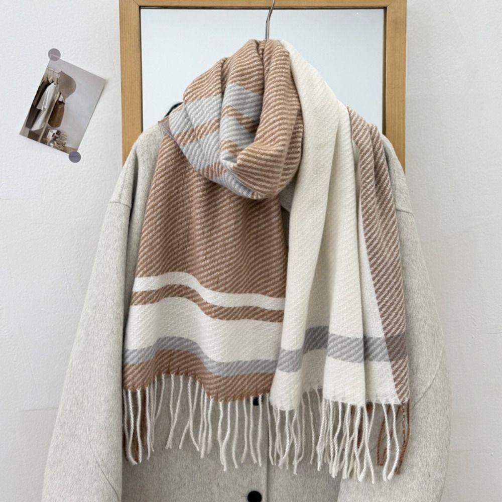 Elegant Women's Cashmere Scarf Thickened Winter Neck Warmer Soft Checkered Scarf  Daily