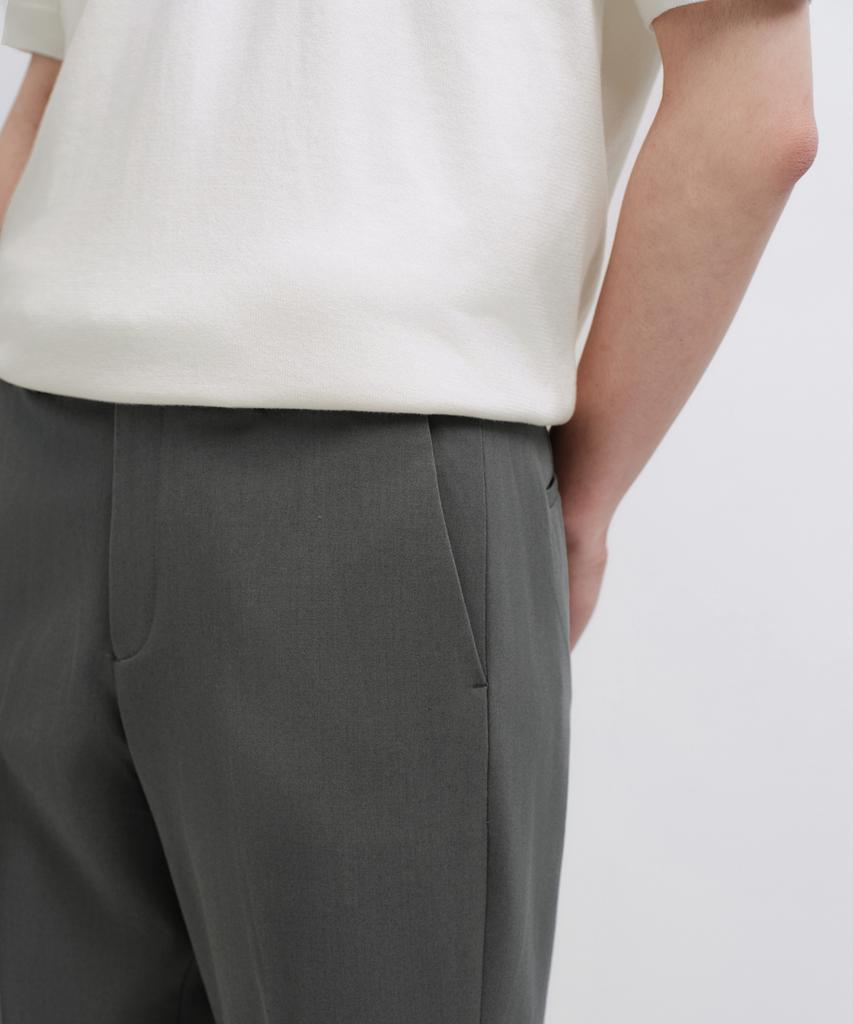 MUSINSA STANDARD Semi-Wide Hidden Banding Slacks [Light Khaki]
