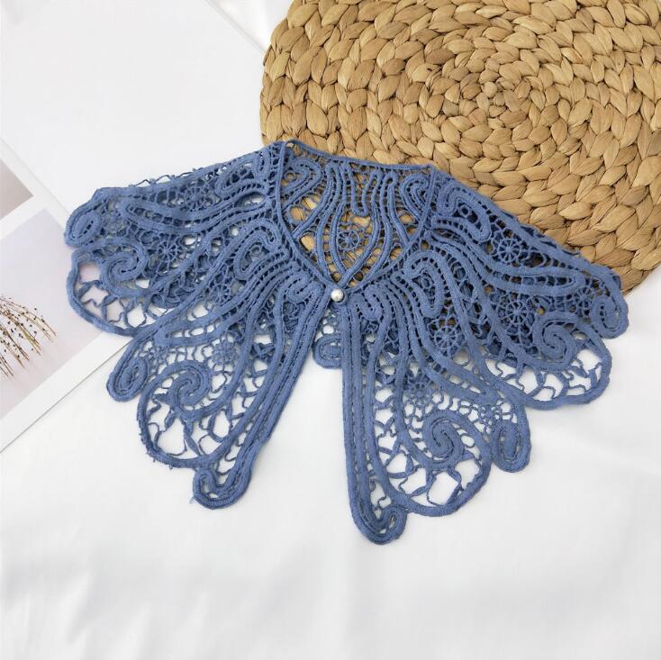 Vintage Shawl O-Neck Doll Fake Collar Shirt Women Hollow Crochet Lace False Collar Detachable Woman Half Shirt Faux Col