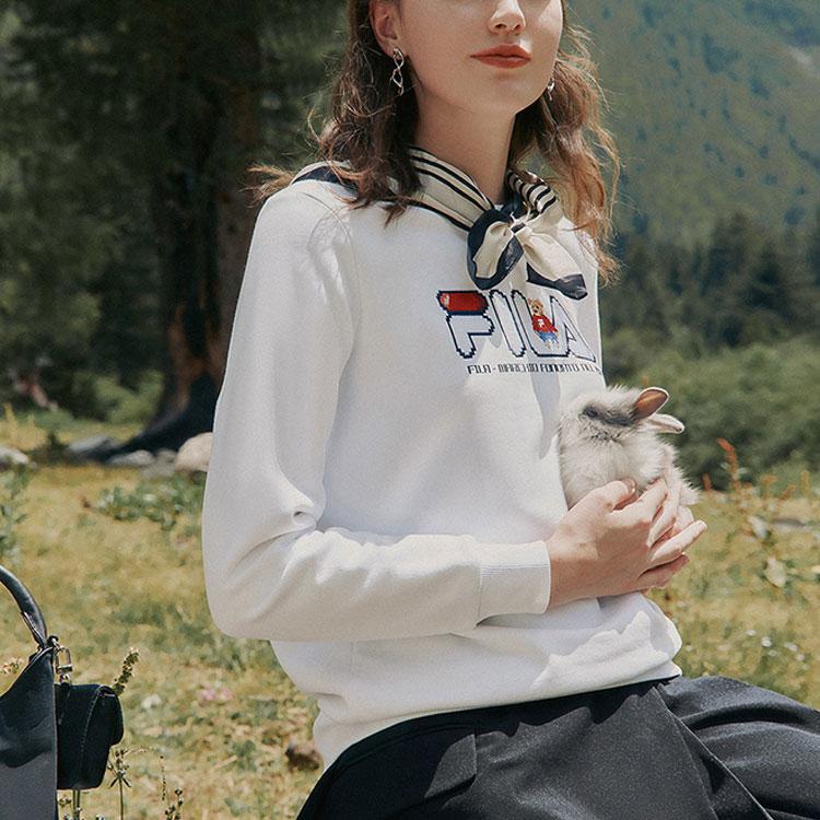 Fila Логотип Классический флисовый пуловер с круглым вырезом Винтажная толстовка Женская толстовка Белая F51W248290FWT