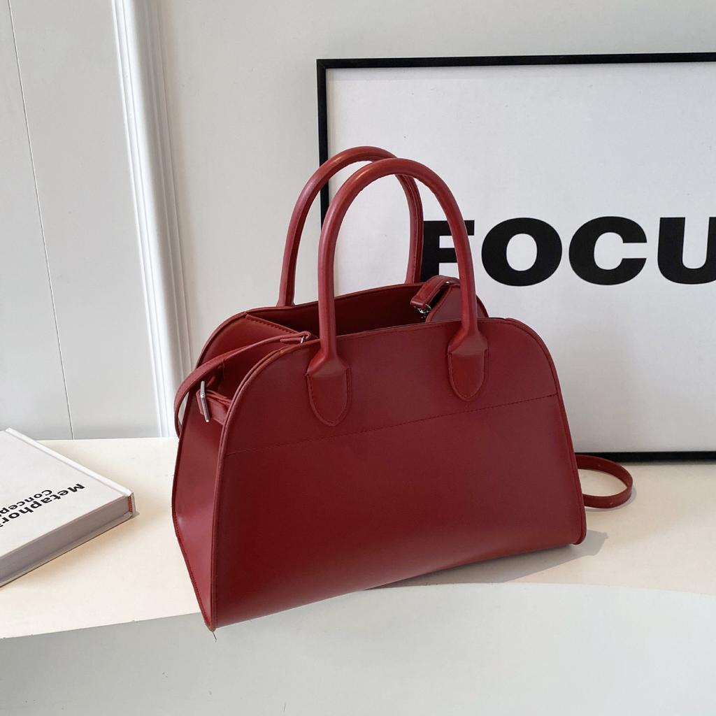 Retro Row Large-capacity Handbag Bag 2025 Texture Niche Commuter Shoulder Bag Pu High-end Messenger Bag