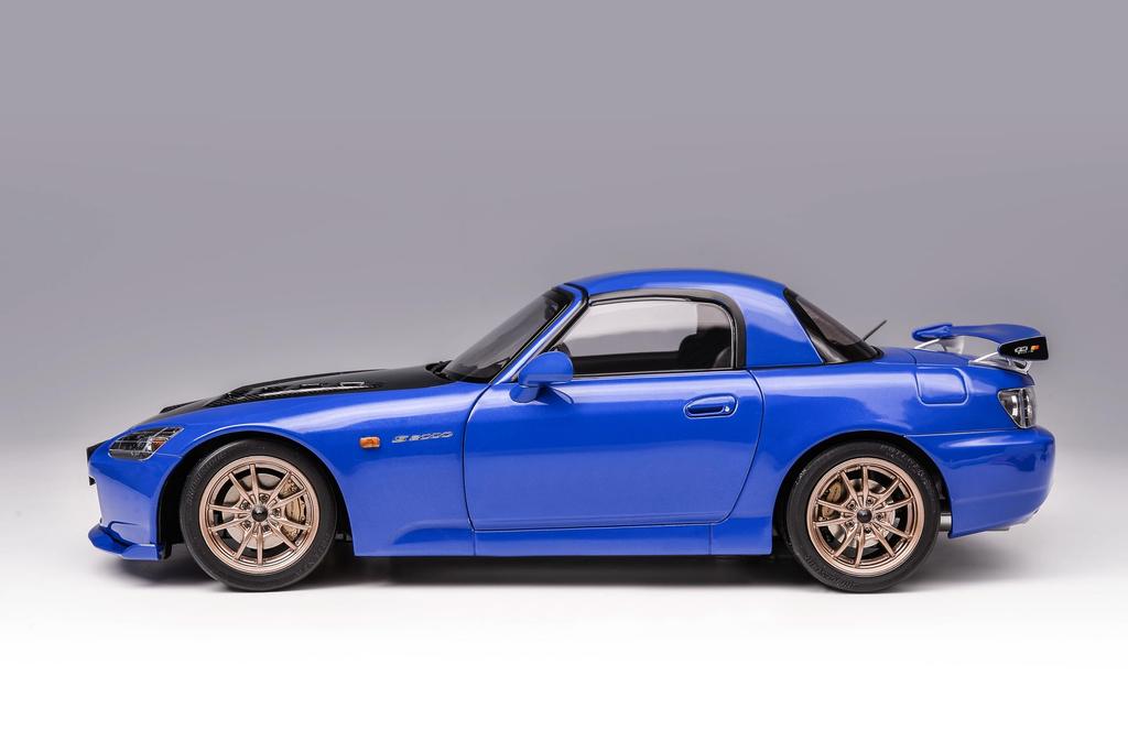 Фристайл (ФРИСТАЙЛ) MOTORHELIX 118 Honda S2000 (АП2) MUGEN Синий цвет Apex, готовая модель M85121