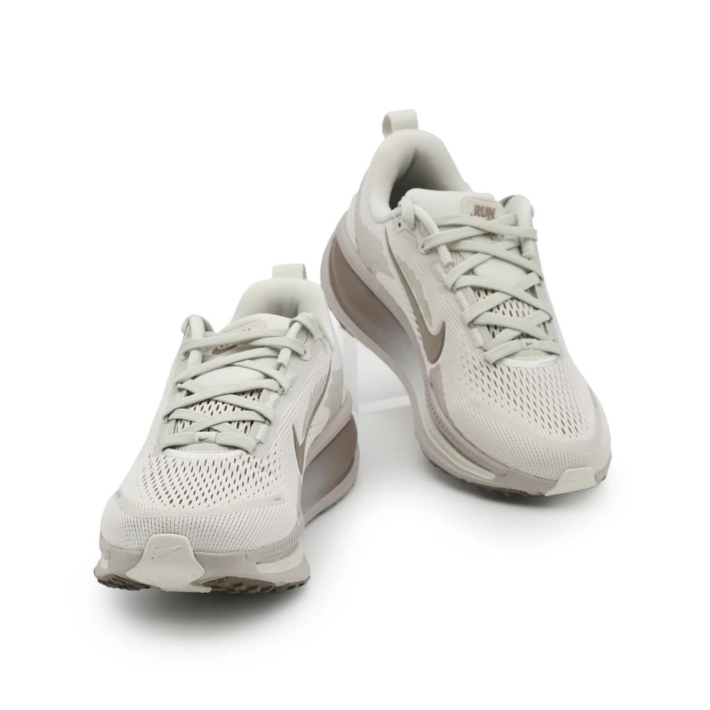 HM6804-003 Nike Vomero 18 Светлая кость Фантом Колледж Серый Норковый Коричневый (Женский)