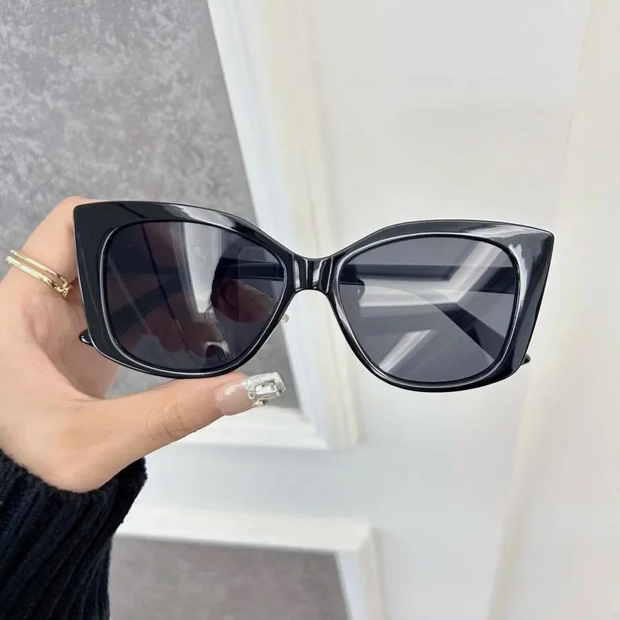 Square Sunglasses Women Men Classic Vintage Fashion Personality Glasses Stylish Casual Minimalist