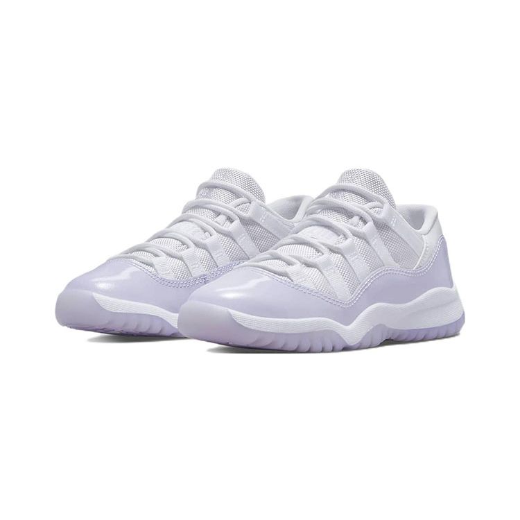 Детские кроссовки Air Jordan 11 Retro Low PS Pure Violet Белый 580522-101