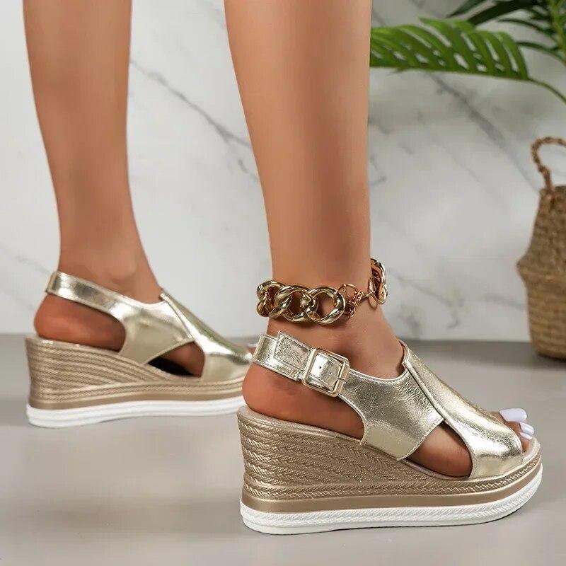 Сандалии на танкетке с открытым носком, женские летние сандалии на платформе с ремешком сзади и пряжкой, женские модные сандалии на толстой подошве, римская обувь