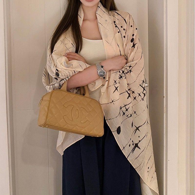 Korean version of ink painting, star light printing, thin shawl for women, light luxury vacation, sun protection, air-conditioned room, silk scarf,