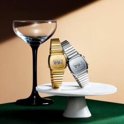 CASIO CLASSIC Серия LA670WES-7AJF Цифровые Серебристые Женские Часы из Нержавеющей Стали