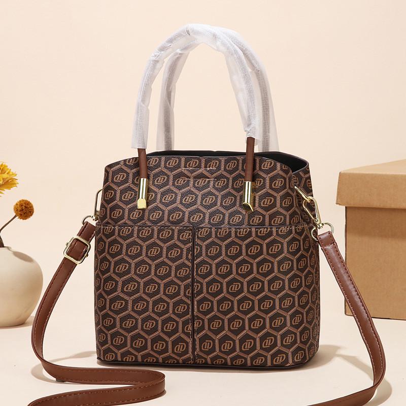 Fashionable Medium Sized Tote Bag For Women In Chic Colors With Convenient Zipper Closure