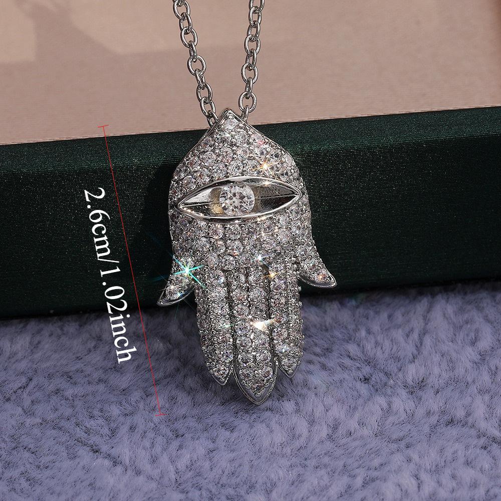 1Pc Fashion, Inlaid with Synthetic Zircon, Fashion Hand Pendant Necklace