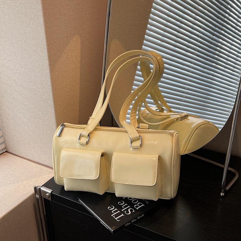 Stylish Niche Retro Portable Multi-pocket Small Bag Lady Feeling Literary and Elegant Commuter Messenger Bag