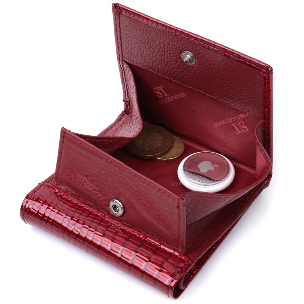 Compact Wallet for Women Made of Genuine Patent Leather ST Leather 22687 Red
