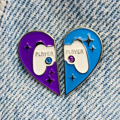 Шитье и вязание – Значки