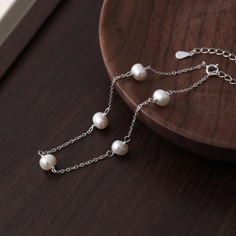 Natural Pearl Bracelet Women's New Popular Light Luxury Niche Design Hand Jewelry