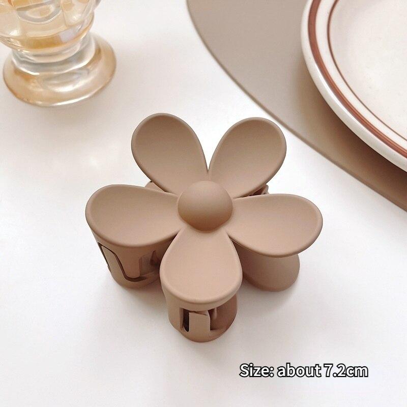 1pcs Korean Coffee Large Hair Claws Acrylic Hairpins Barrette Crab Hair Clips Headwear for Women Girls Braiders Hair Accessories