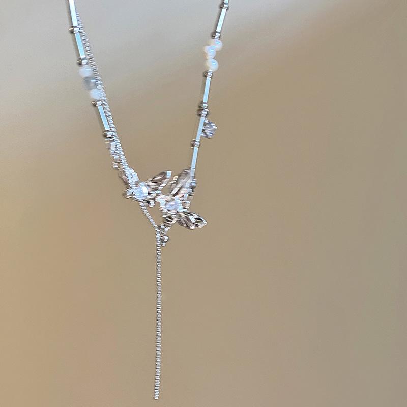Butterfly Pearl Tassel Necklace Women's Summer ins Niche Design Sense Premium Accessories Fashion Personality Spice Girl Collarbone Chain