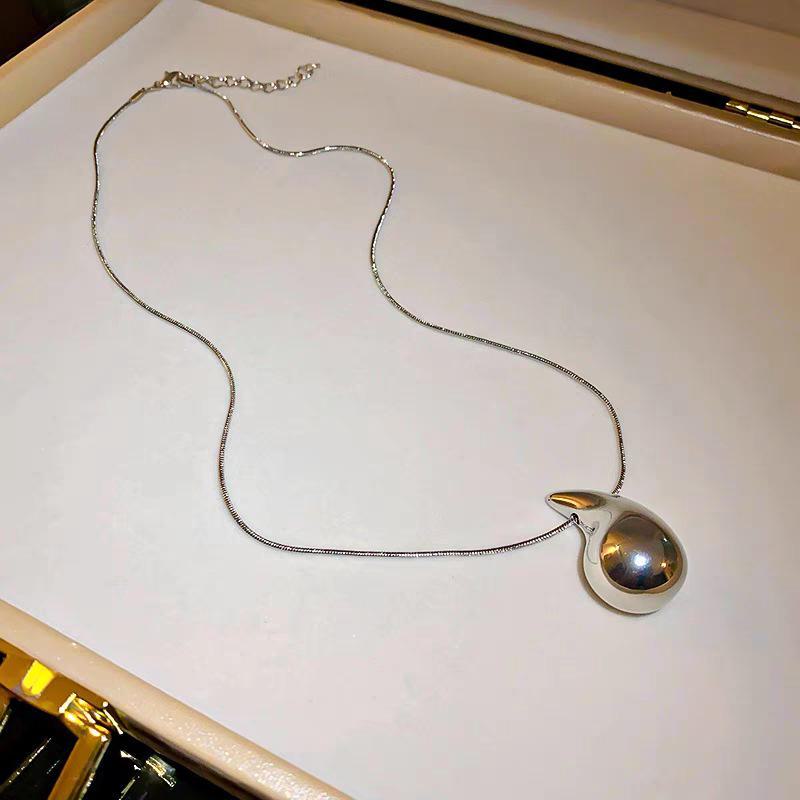 Glossy Teardrop Punk Necklace - European & American Style