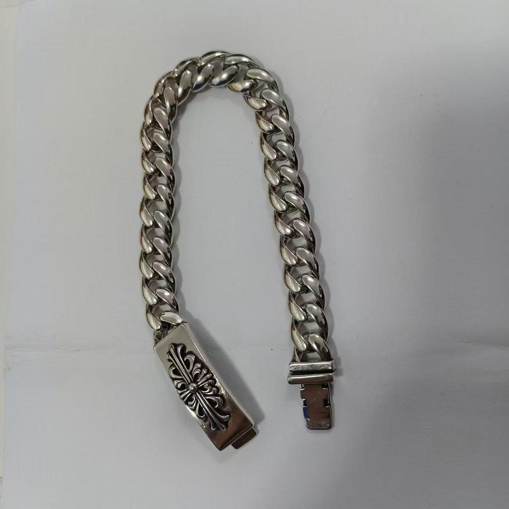 Браслет CH Trendy Retro с подвесками в виде игральных костей и креста, с бриллиантовыми, золотыми и серебряными акцентами